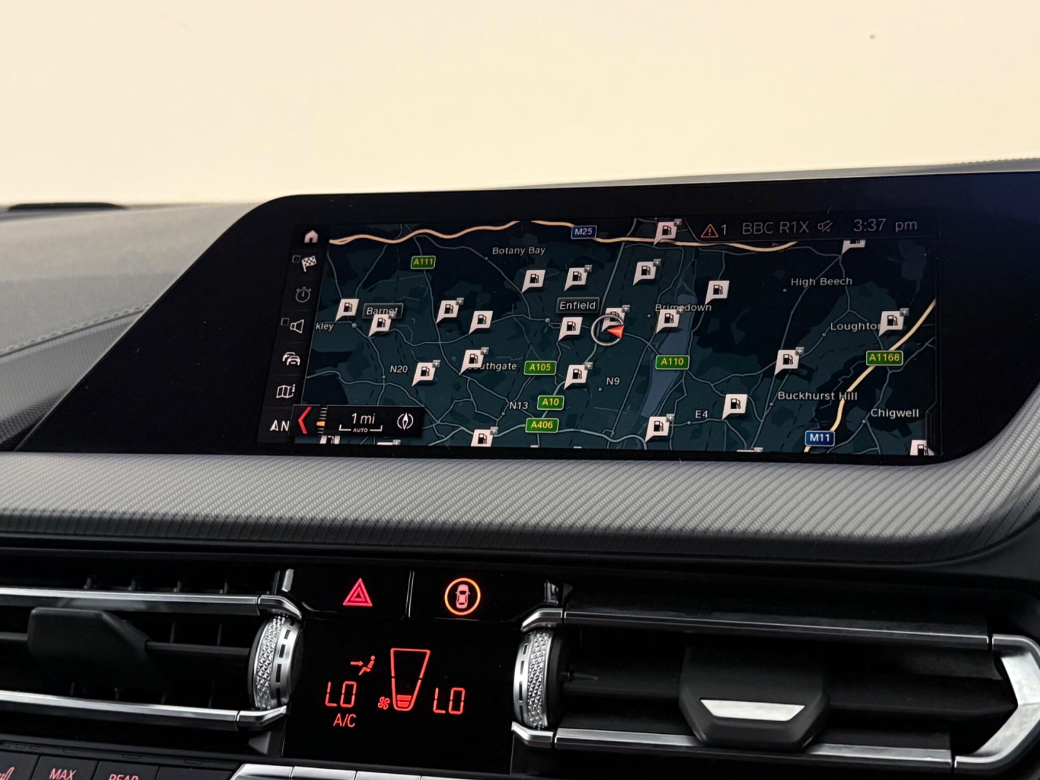 BMW 1 Series view 27