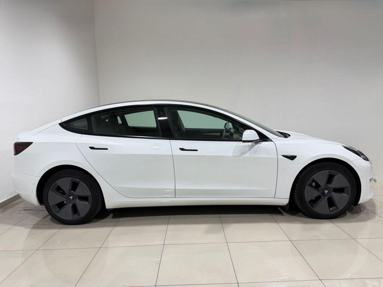 Tesla Model 3 view 13