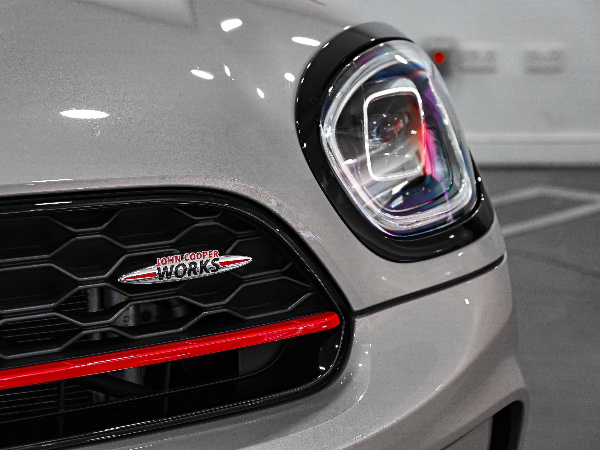 Mini Countryman view 21
