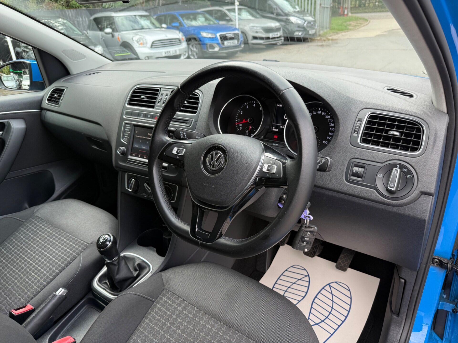 Volkswagen Polo view 14