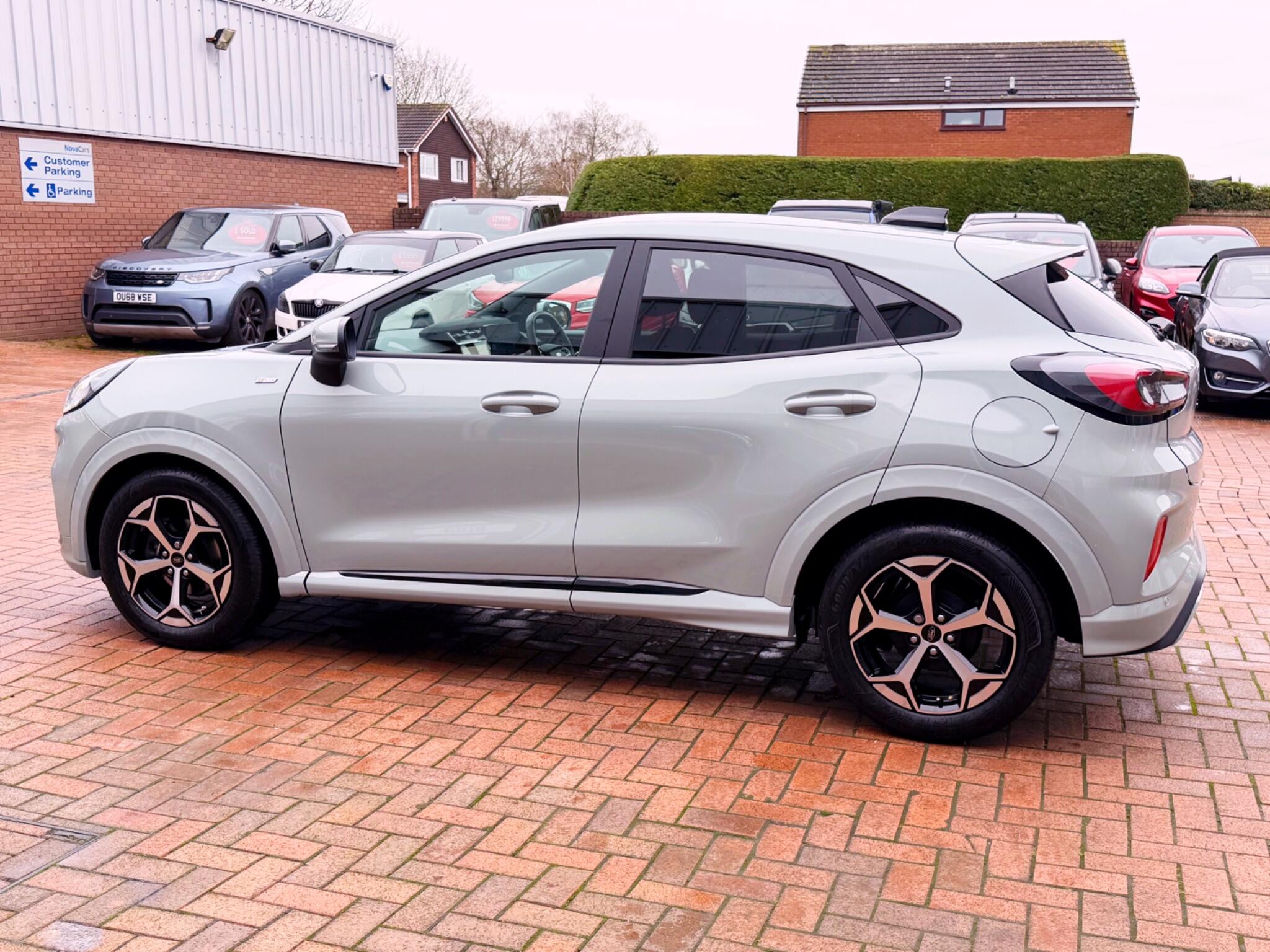 Ford Puma view 31