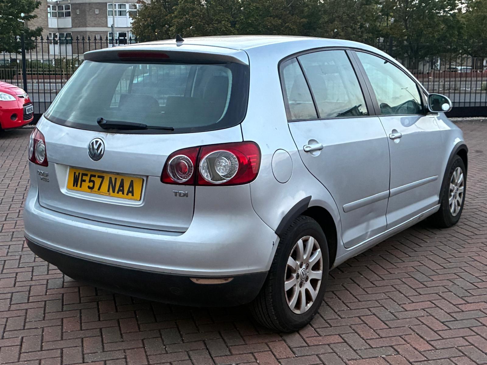 Volkswagen Golf Plus view 5