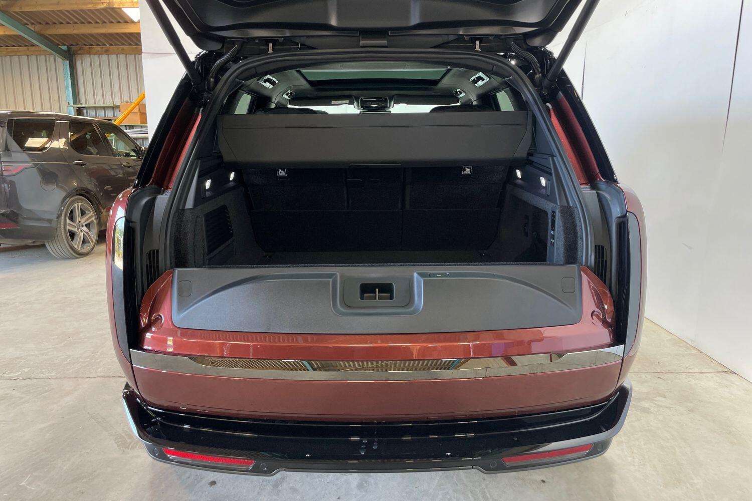 Land Rover Range Rover view 24