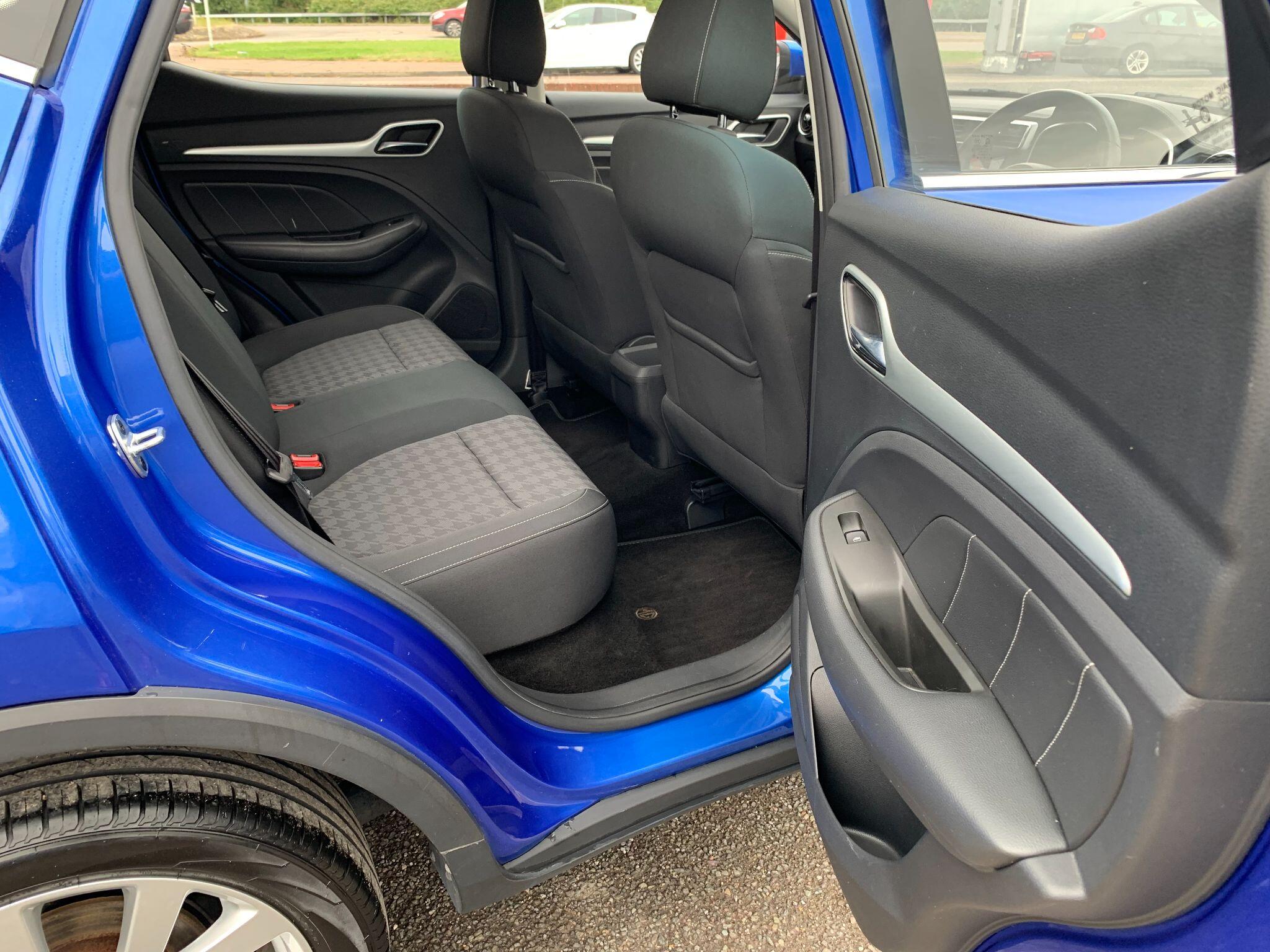 MG MG ZS view 16
