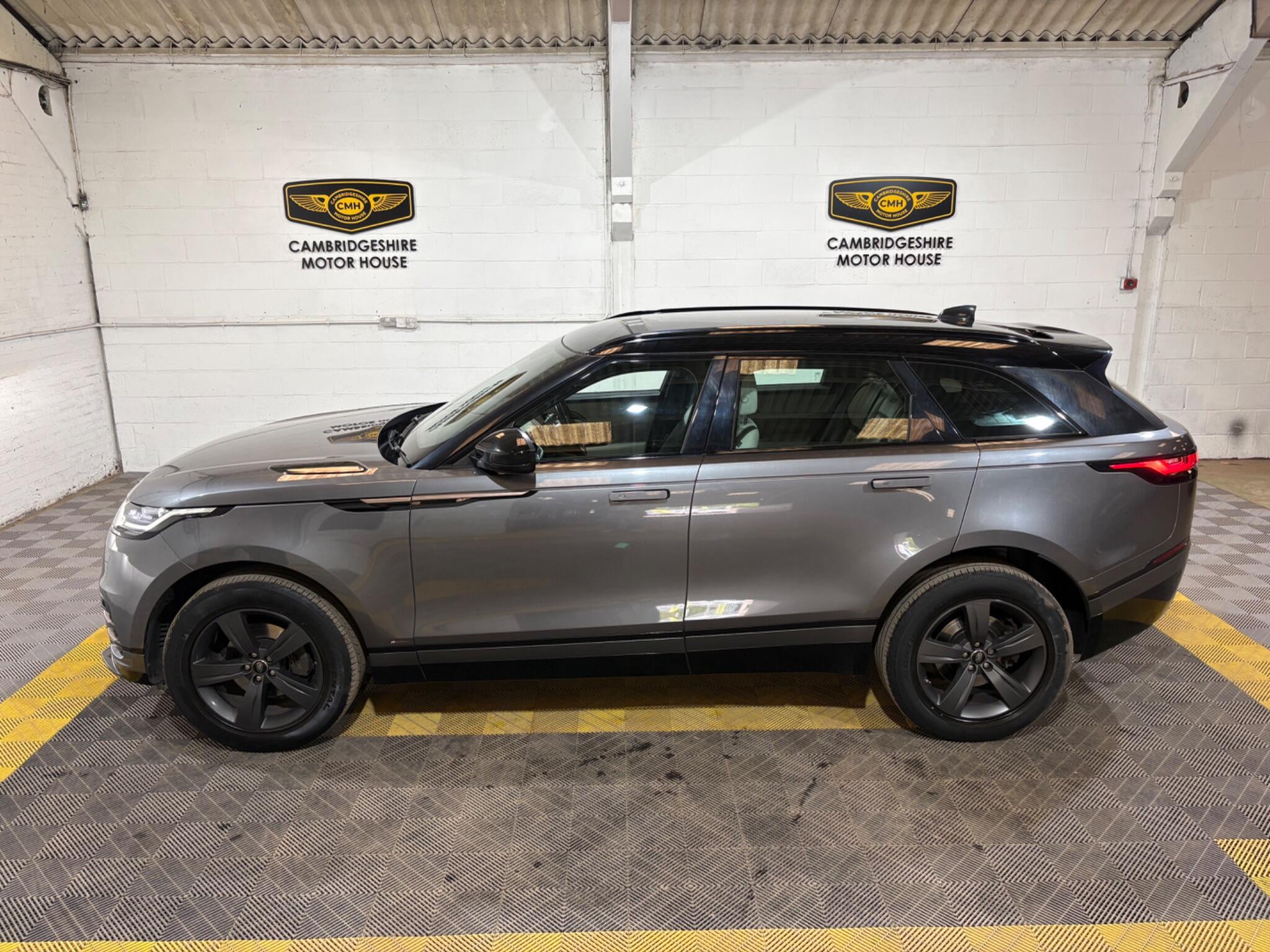 Land Rover Range Rover Velar view 57