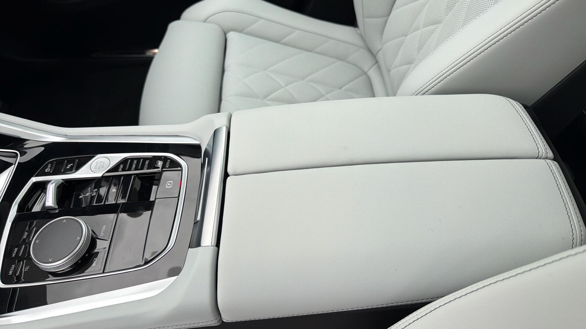 BMW X6 view 55