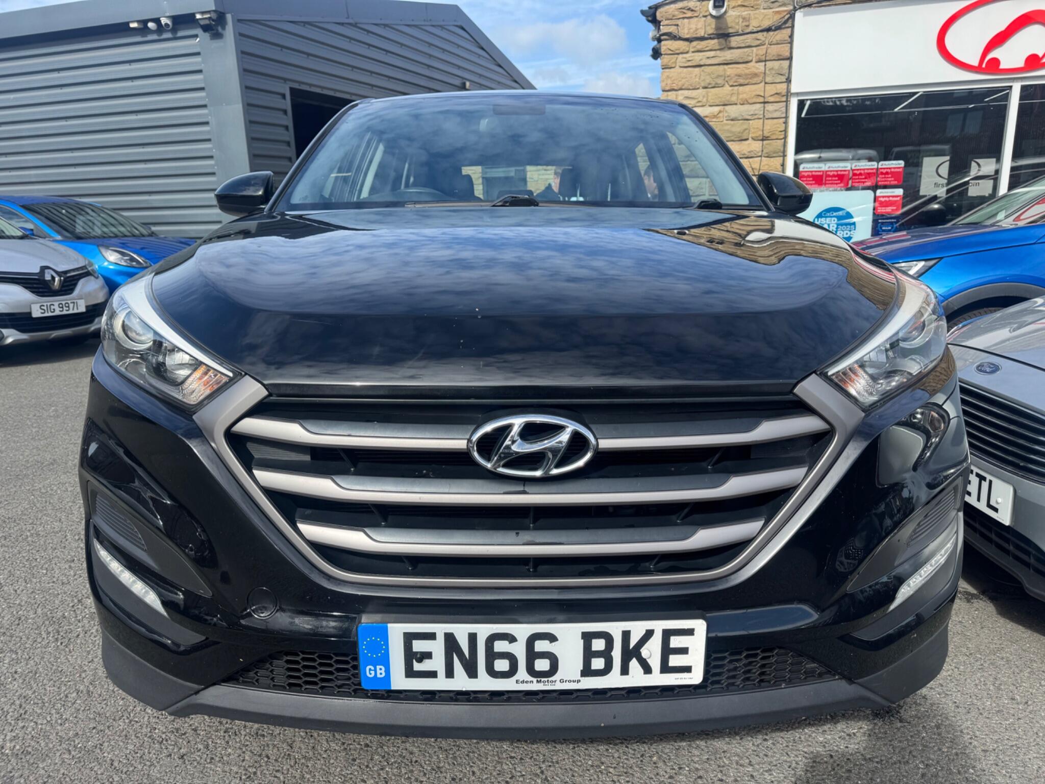 Hyundai Tucson view 4