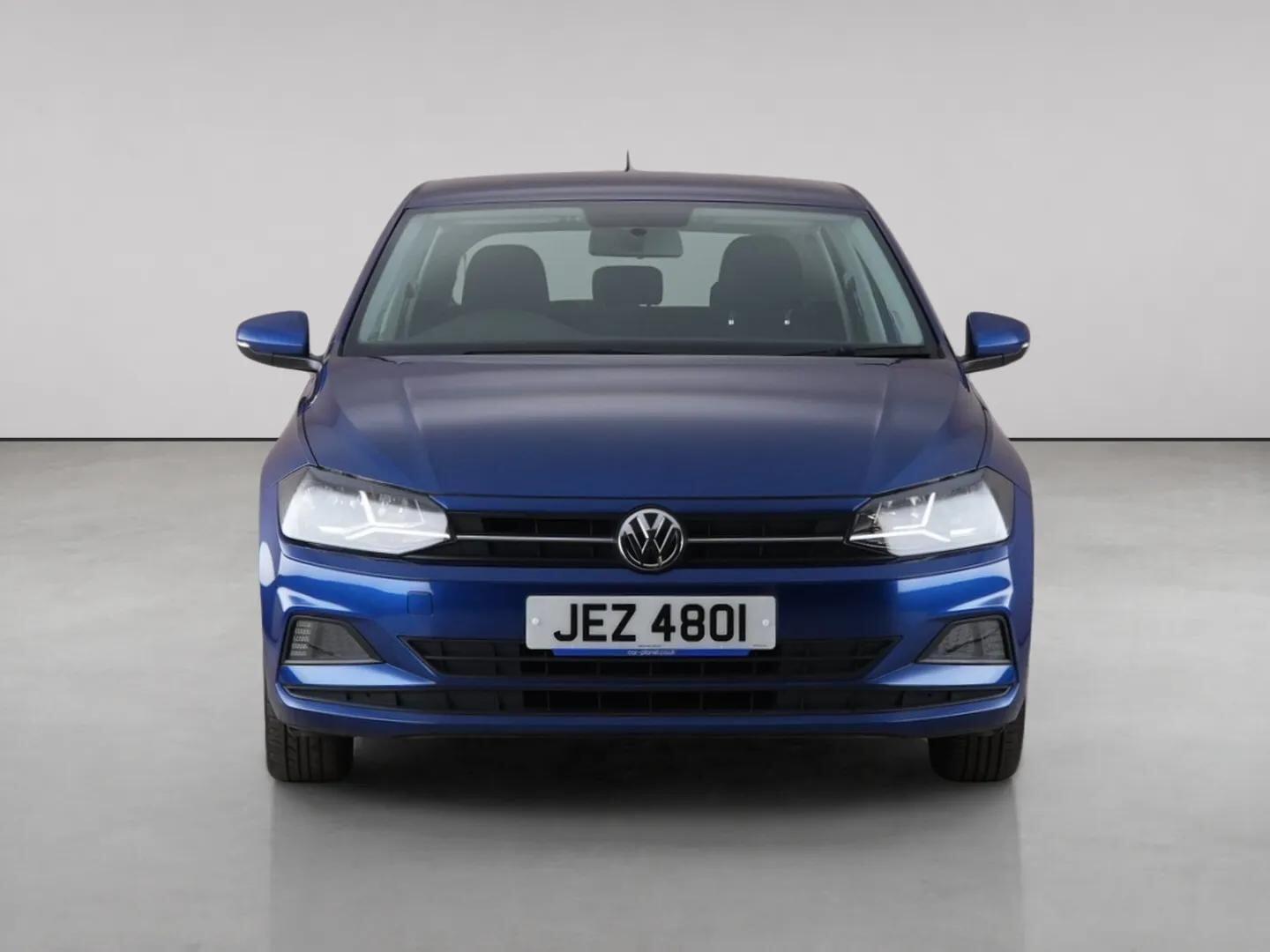 Volkswagen Polo view 5