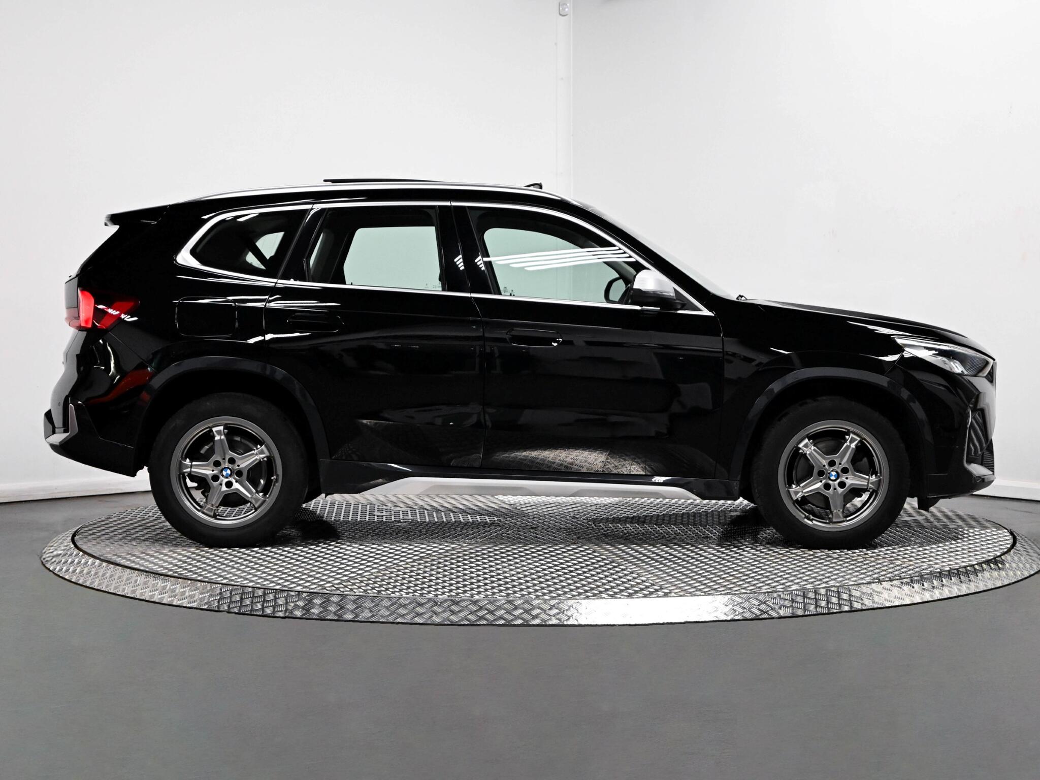 BMW X1 view 22