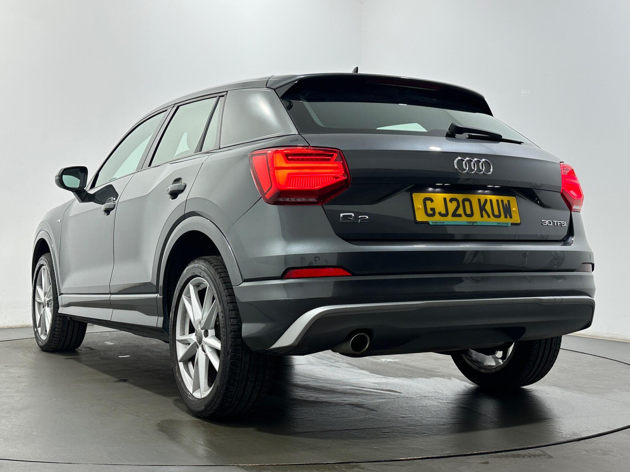 Audi Q2 view 46