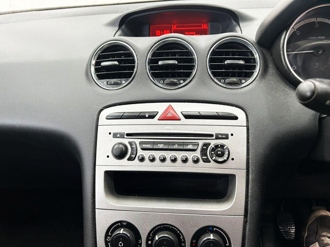 Peugeot 308 view 15