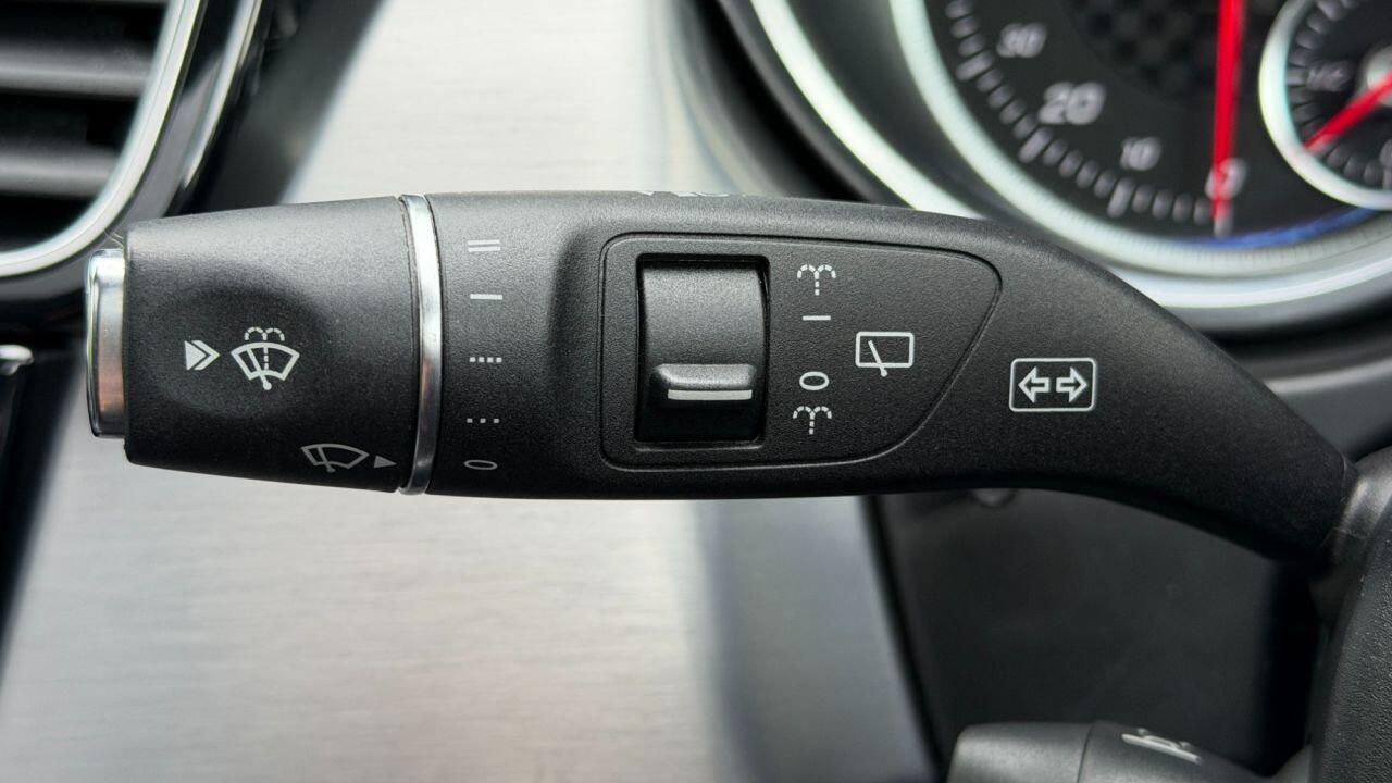 Mercedes-Benz Gle view 19