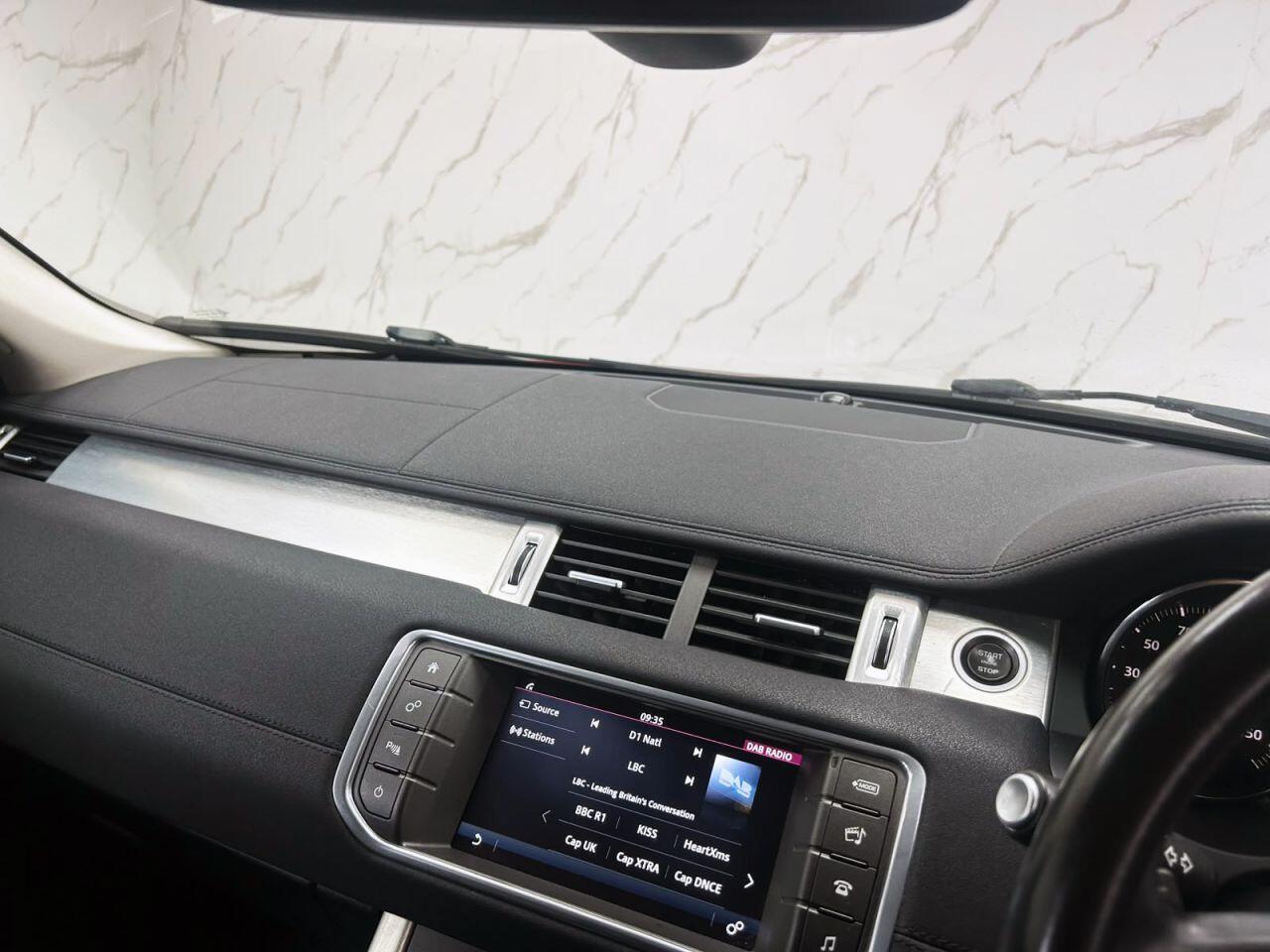 Land Rover Range Rover Evoque view 16