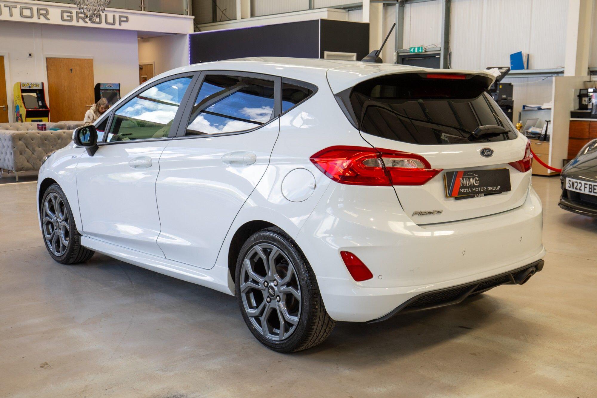 Ford Fiesta view 27