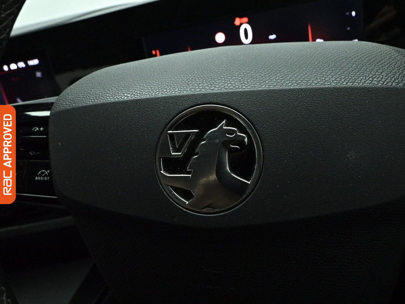 Vauxhall Astra view 21