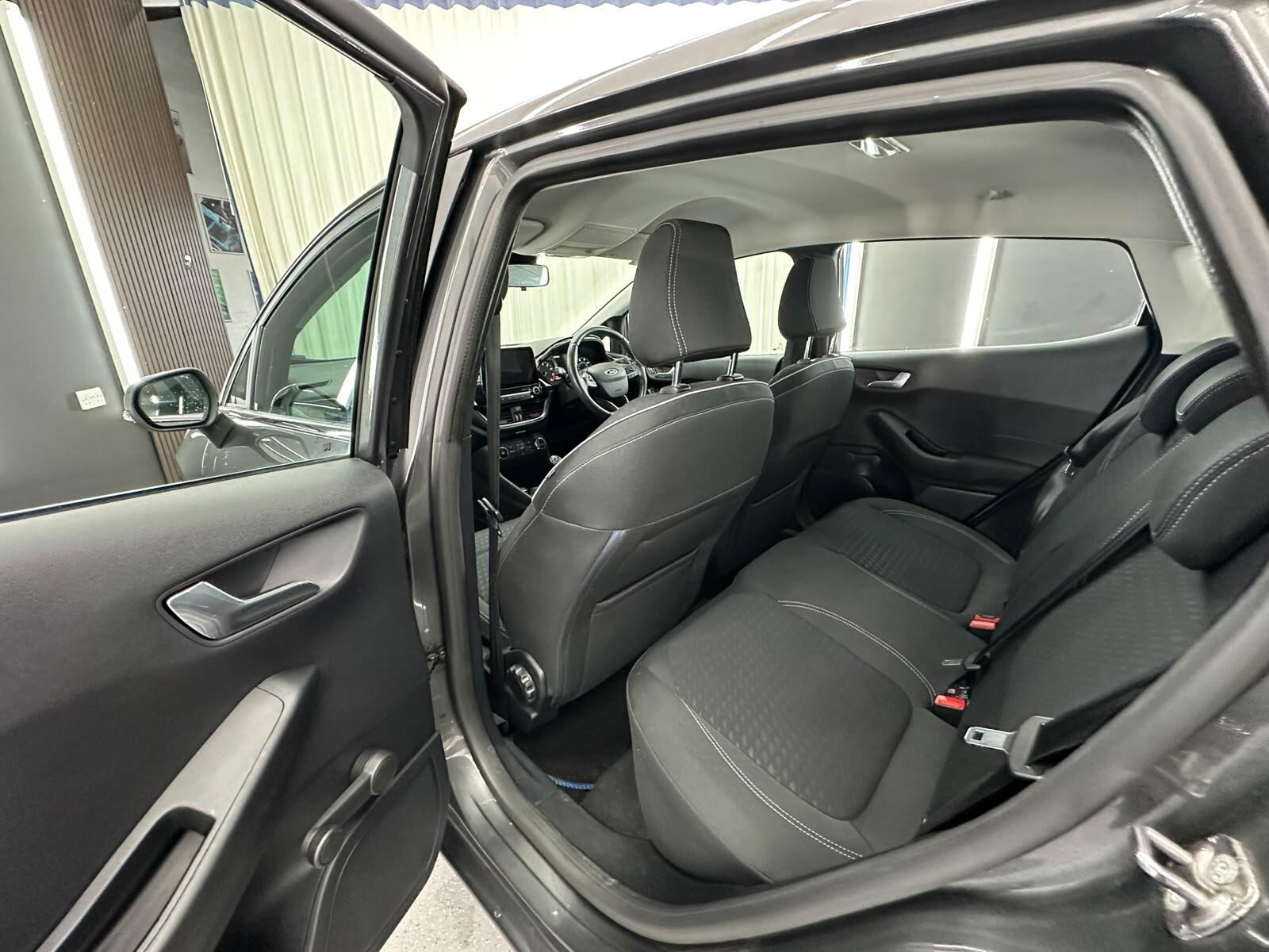 Ford Fiesta view 30