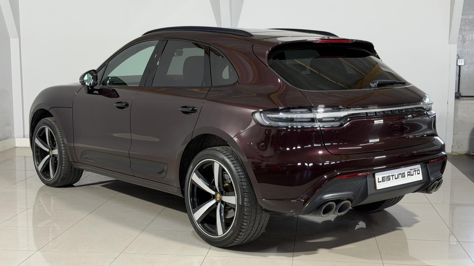 Porsche Macan view 6