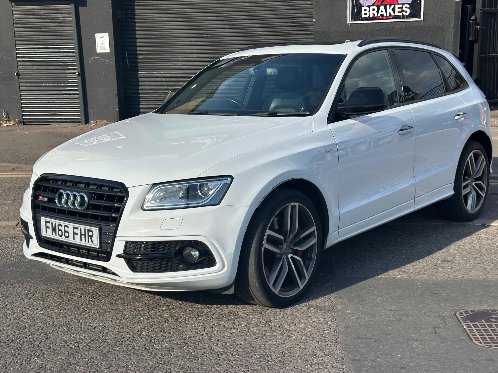 Audi SQ5 view 40