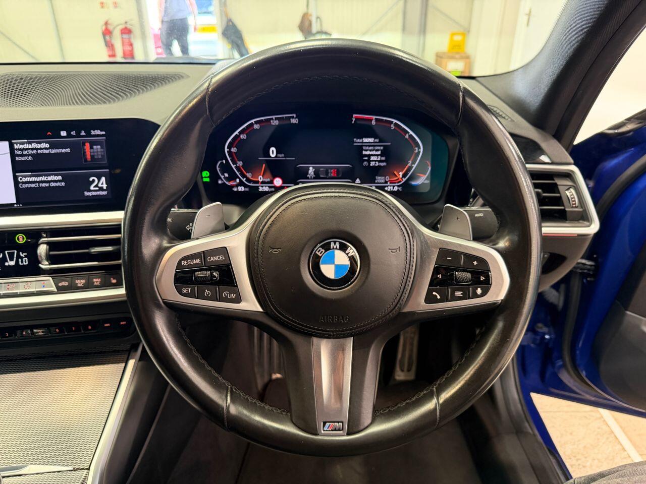BMW 3 Series view 21