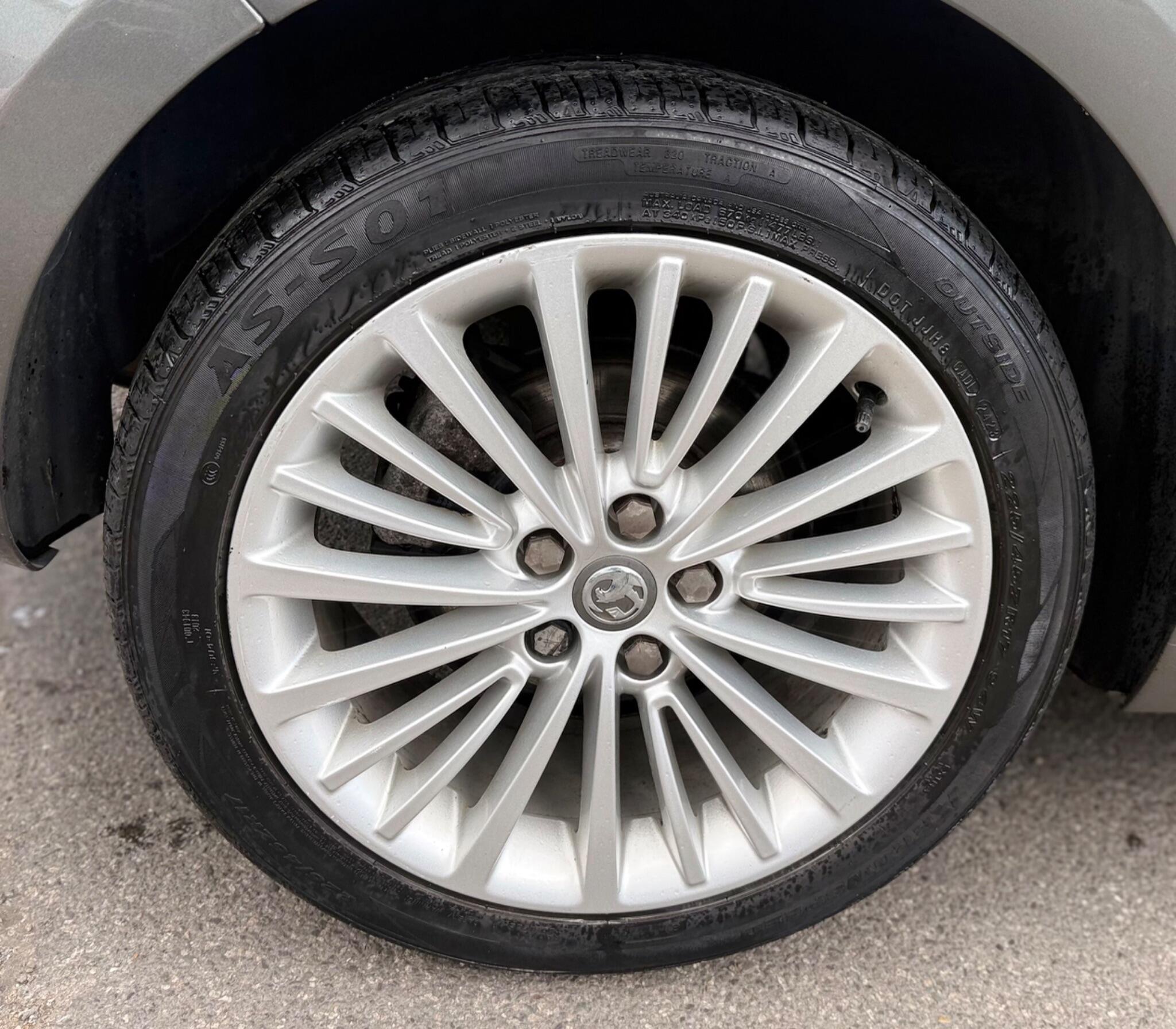 Vauxhall Astra view 21