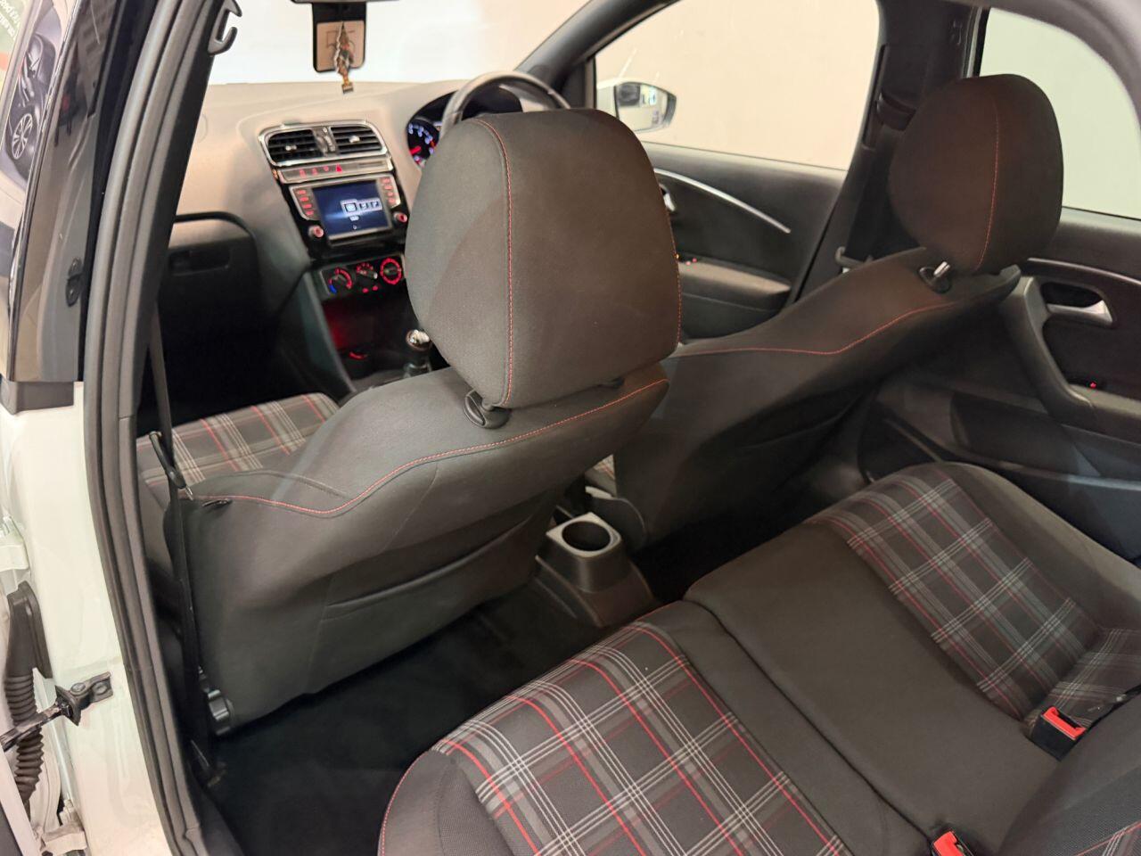 Volkswagen Polo view 25