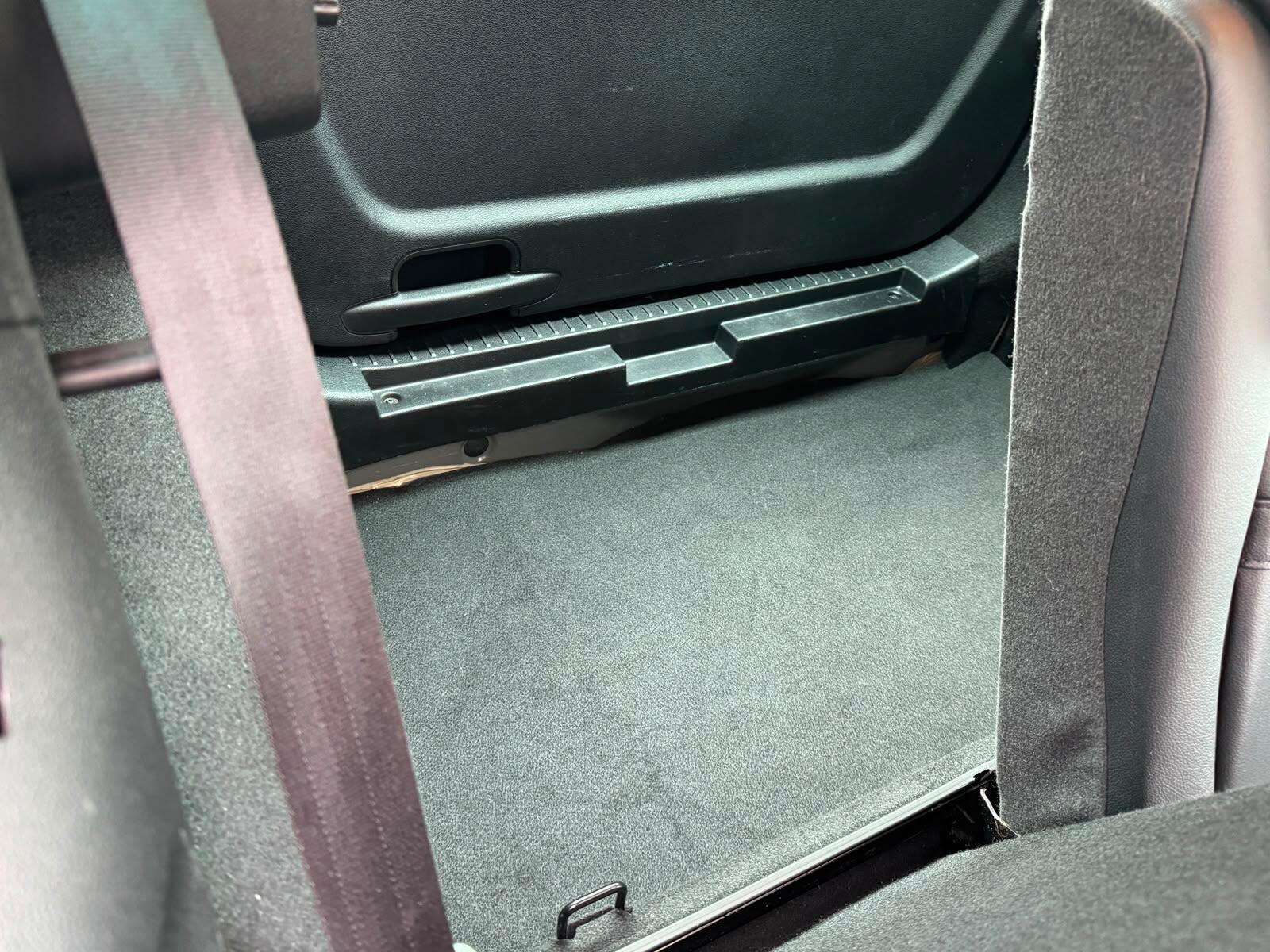 Ford B-Max view 35