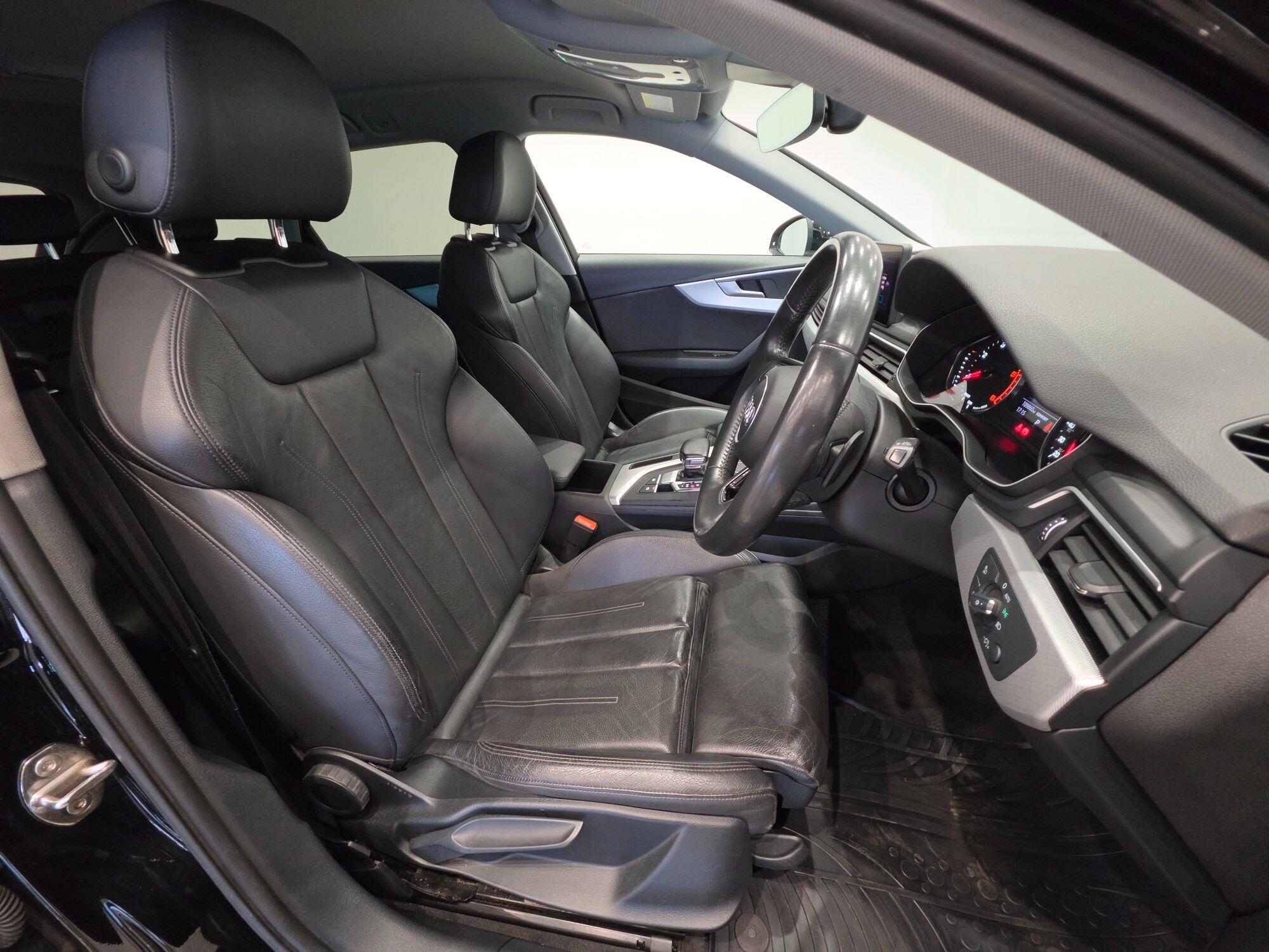 Audi A4 view 20