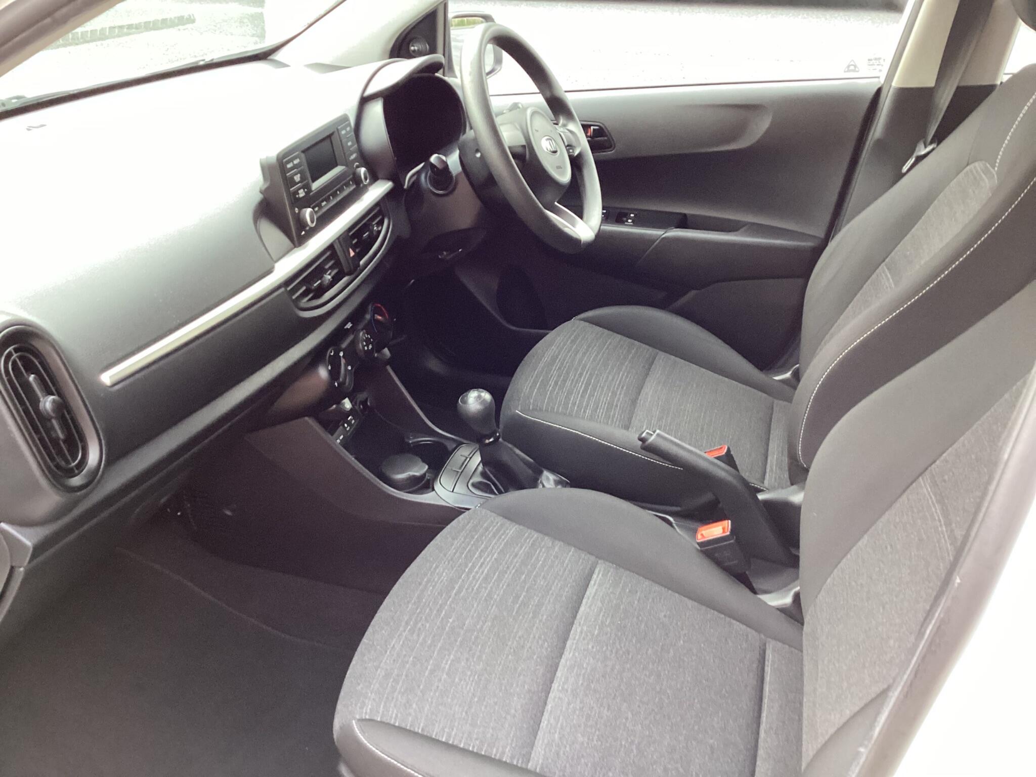Kia Picanto view 13