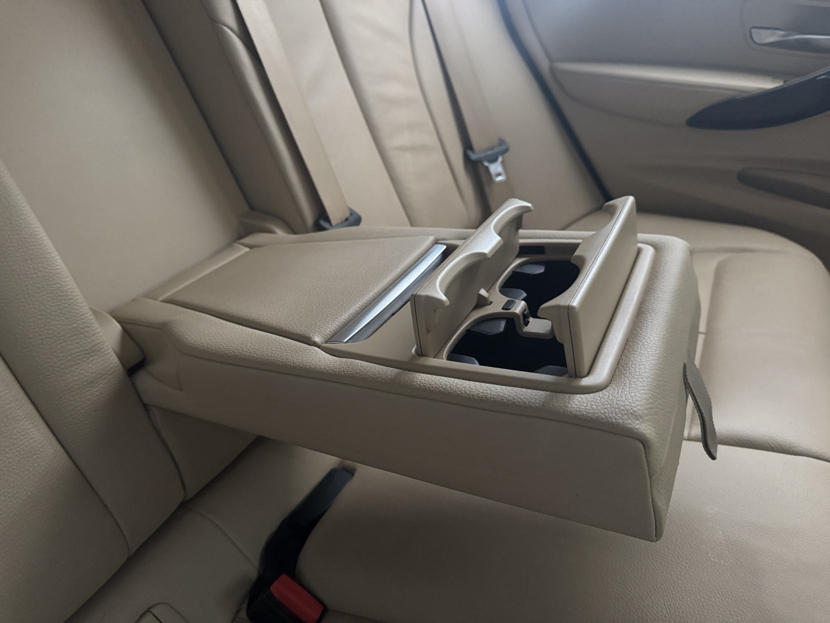 BMW 3 Series Gran Turismo view 55
