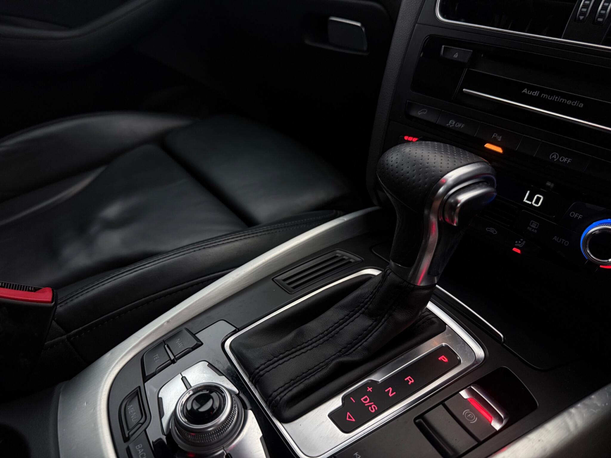 Audi Q5 view 23