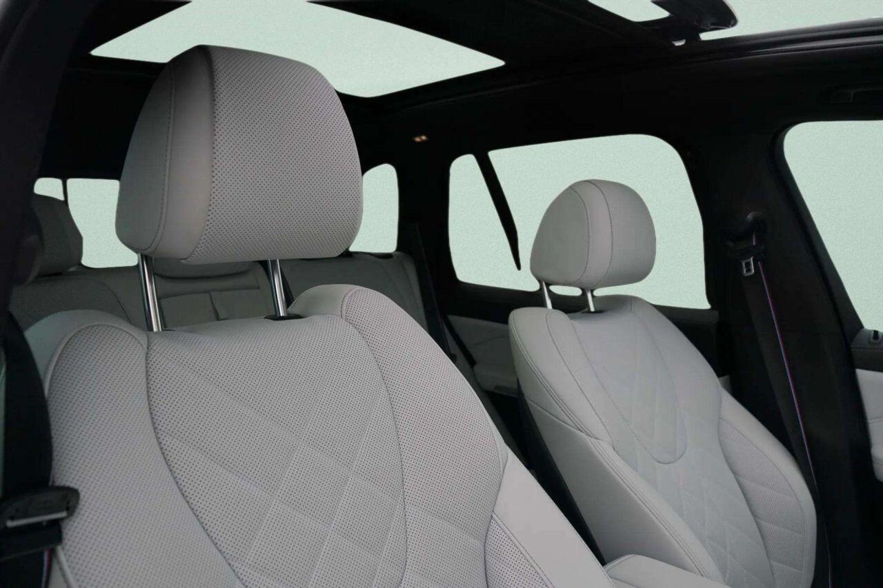 BMW X5 view 19