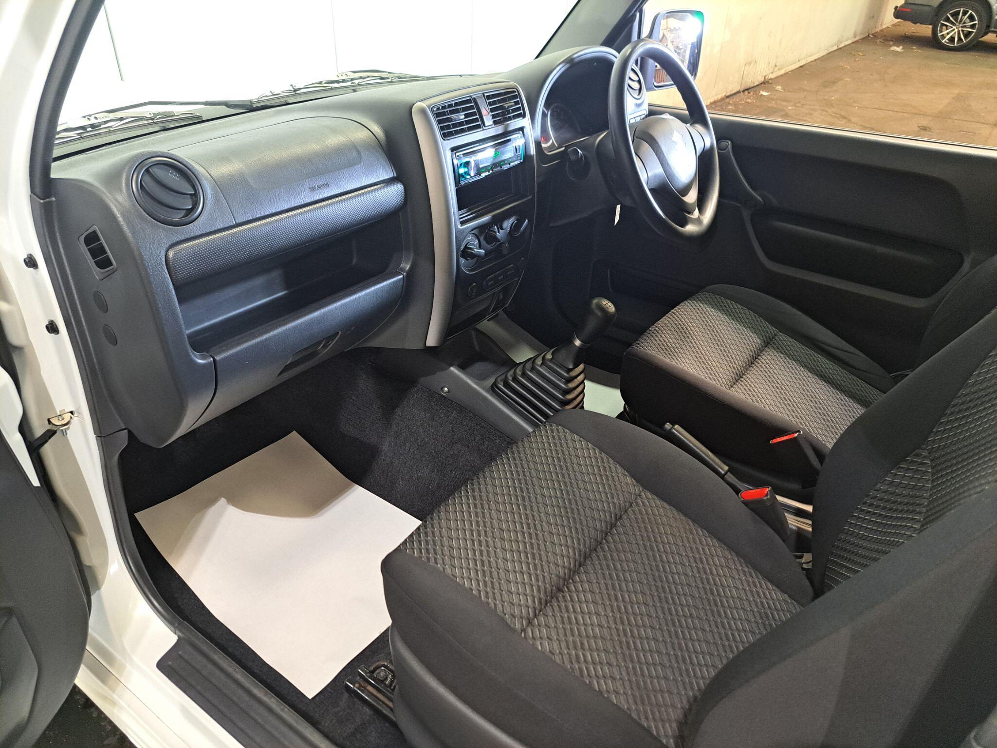 Suzuki Jimny view 15