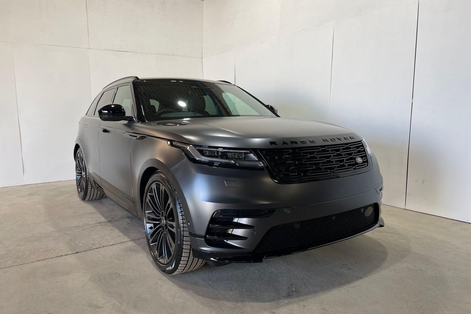 Land Rover Range Rover Velar view 19