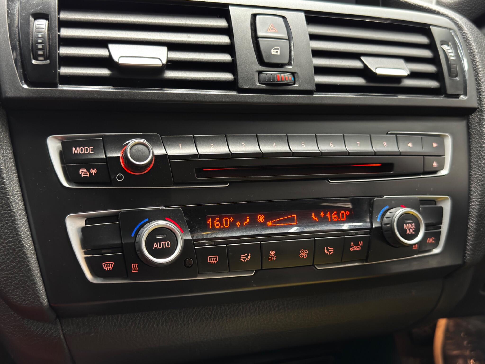 BMW 2 Series view 26