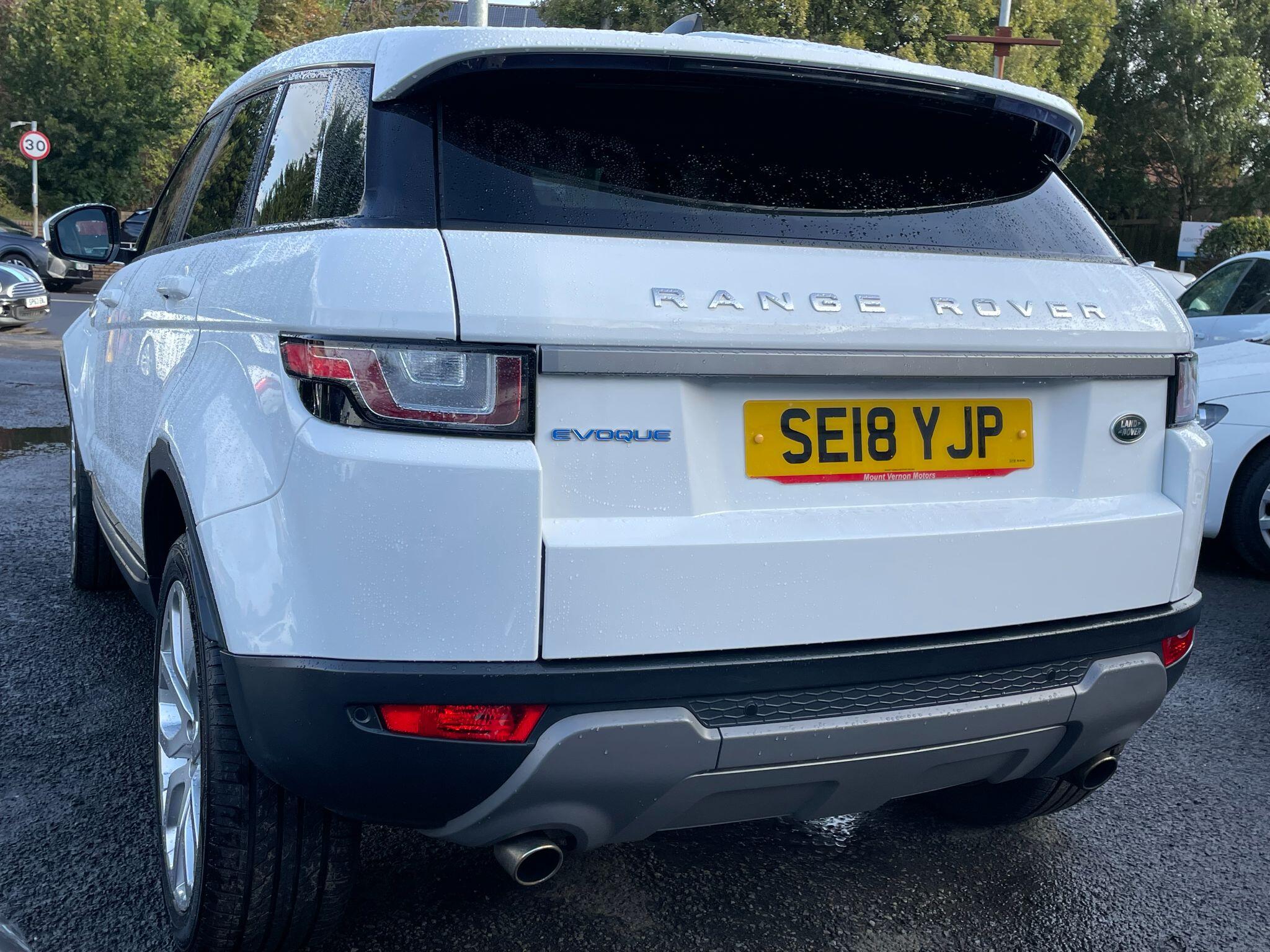 Land Rover Range Rover Evoque view 11