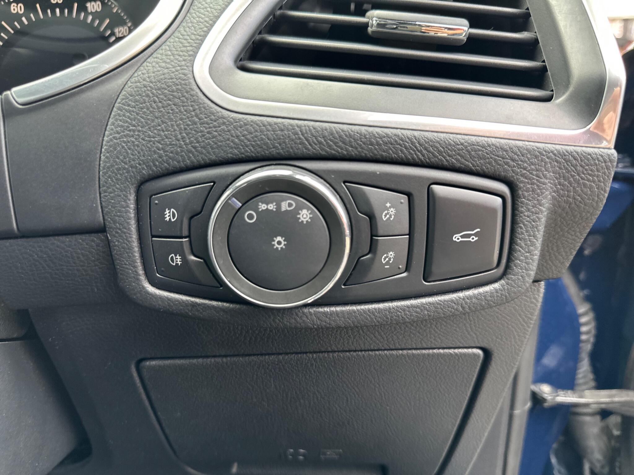 Ford S-Max view 22