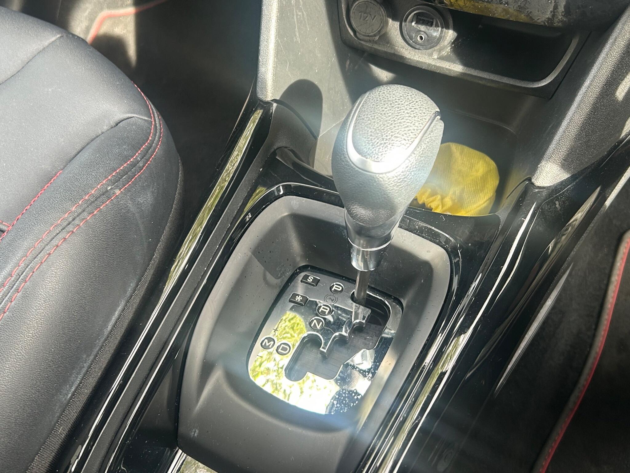 Peugeot 2008 view 14