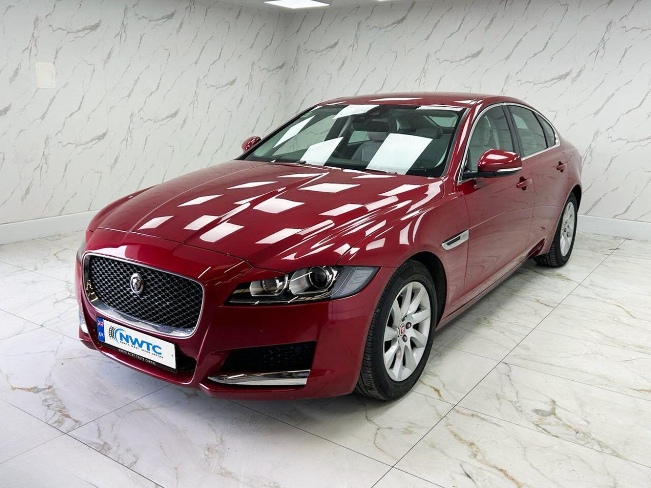 Jaguar XF view 6
