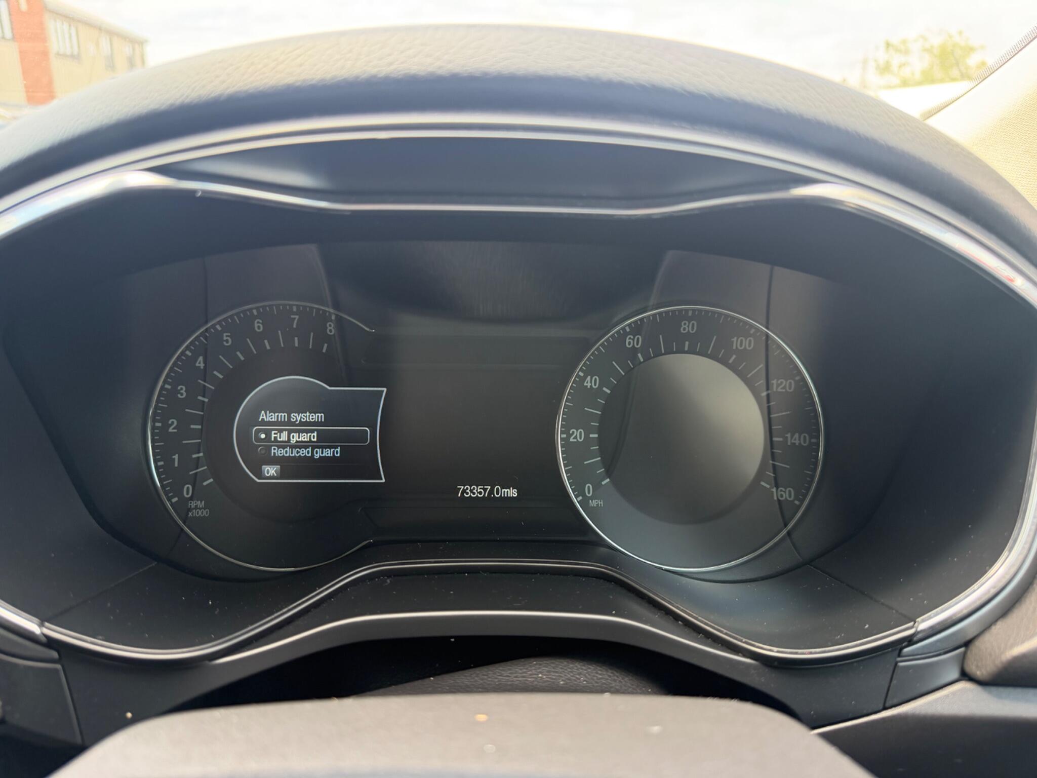Ford Mondeo view 33