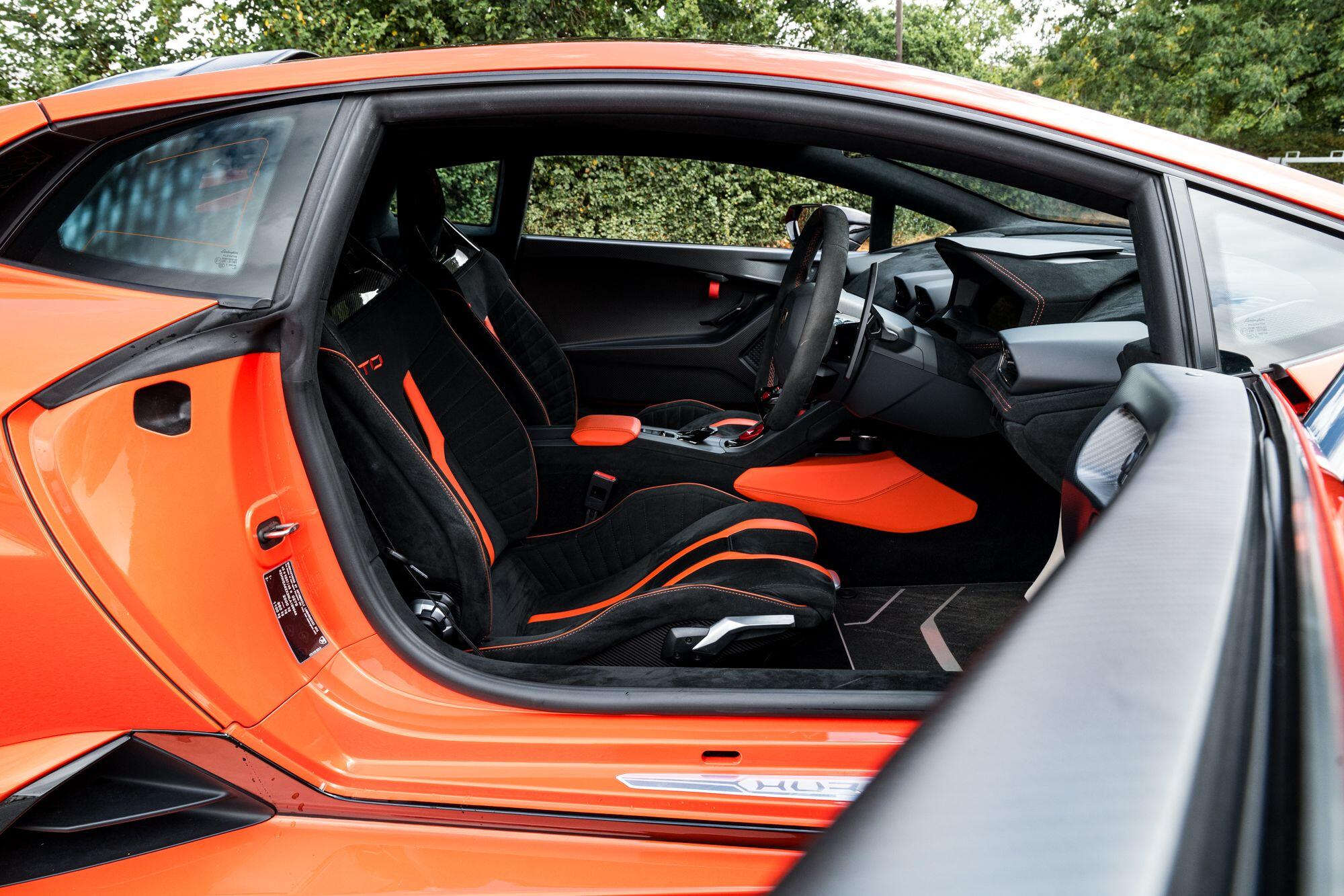 Lamborghini Huracan view 51