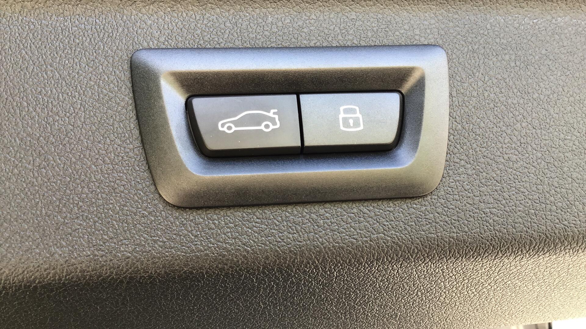 BMW X2 view 40