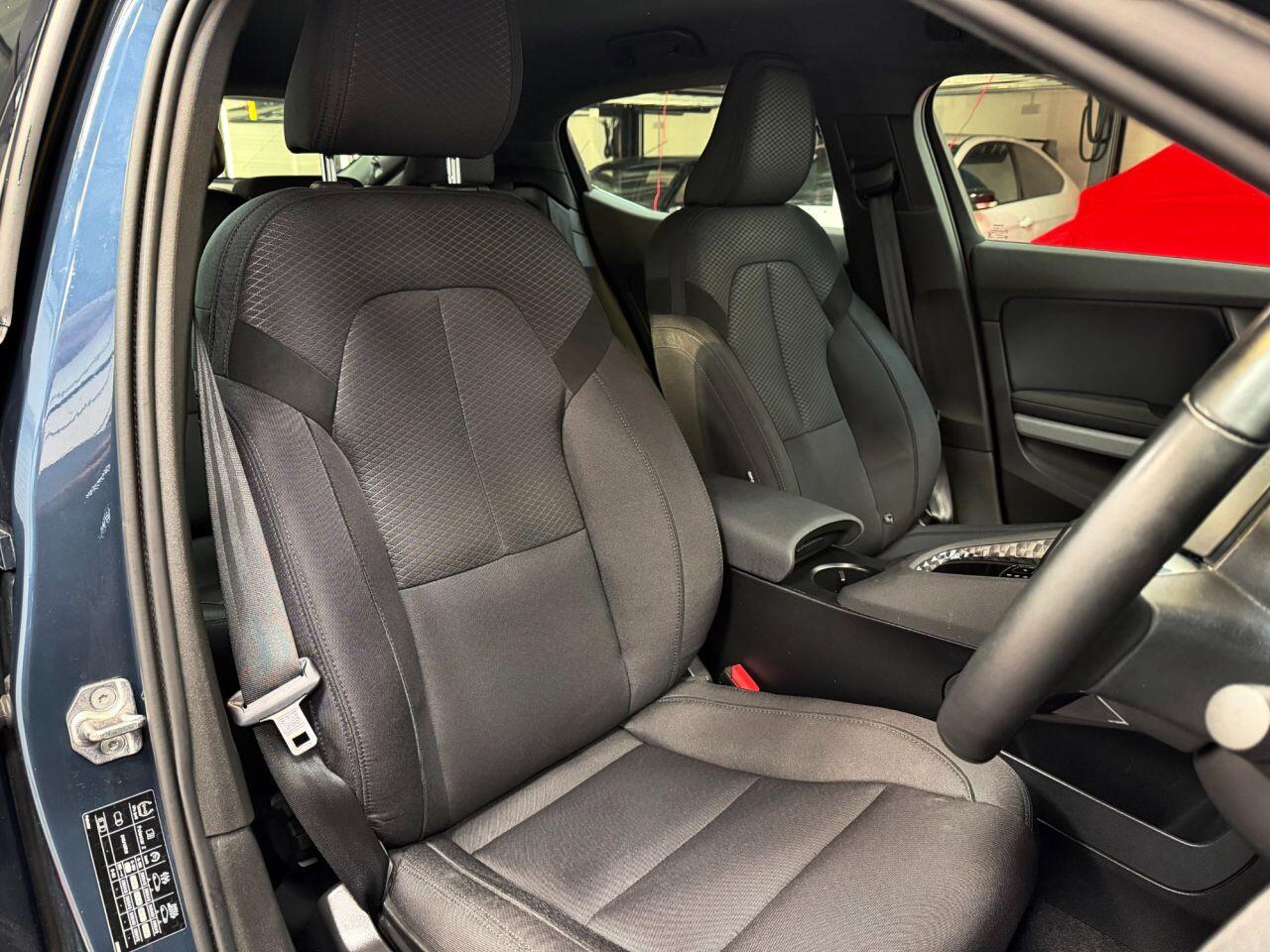 Polestar 2 view 3
