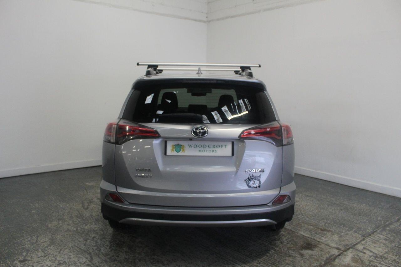 Toyota Rav4 view 14