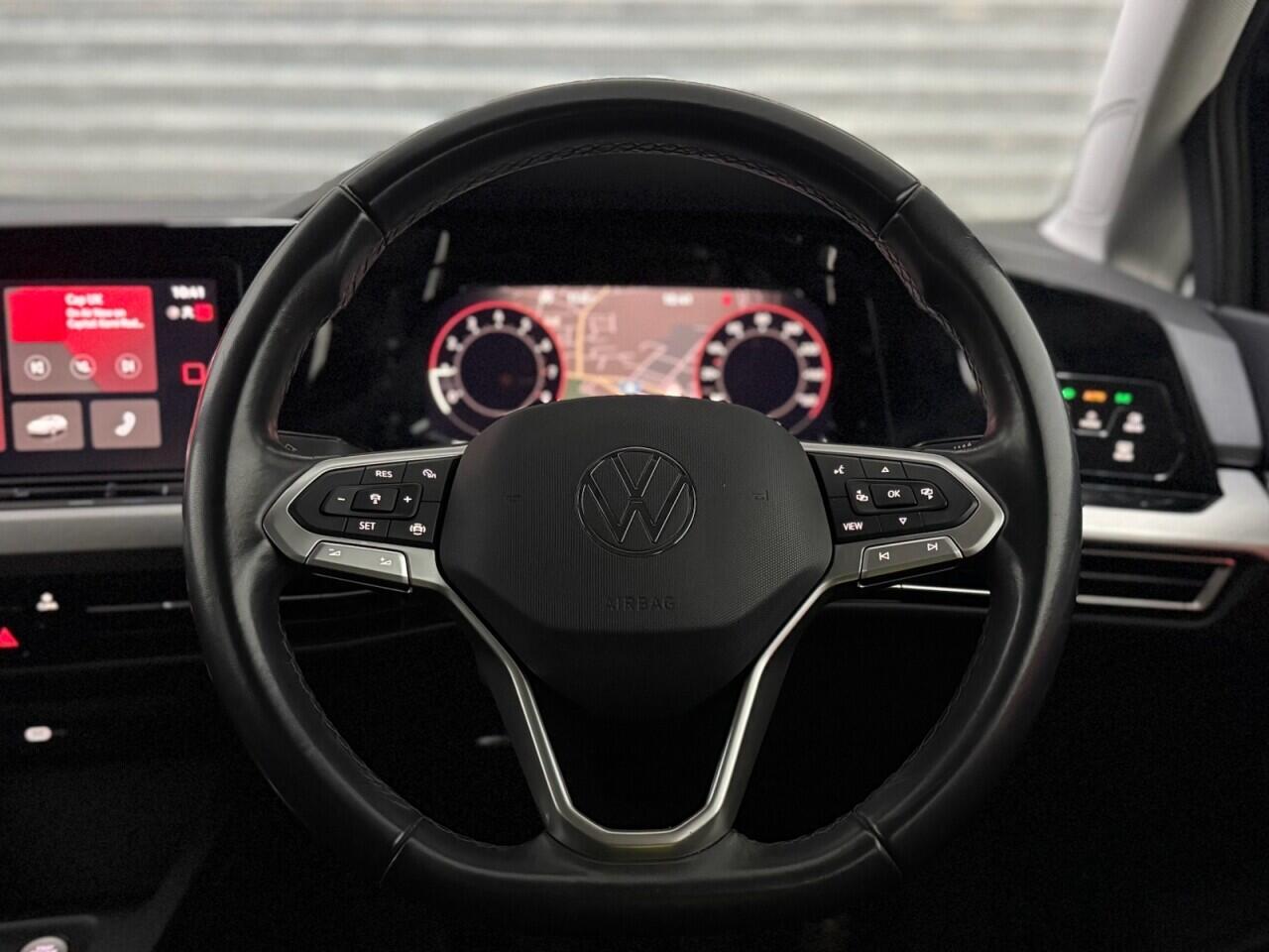 Volkswagen Golf view 16