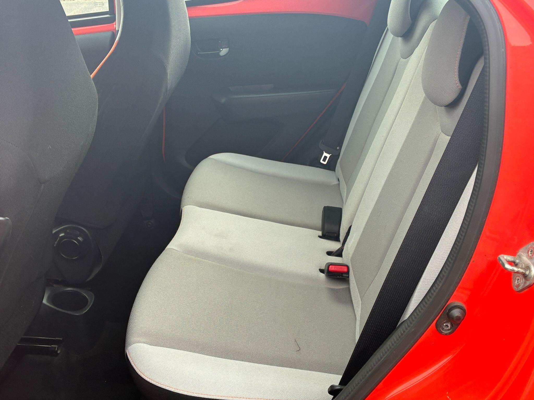 Toyota Aygo view 25