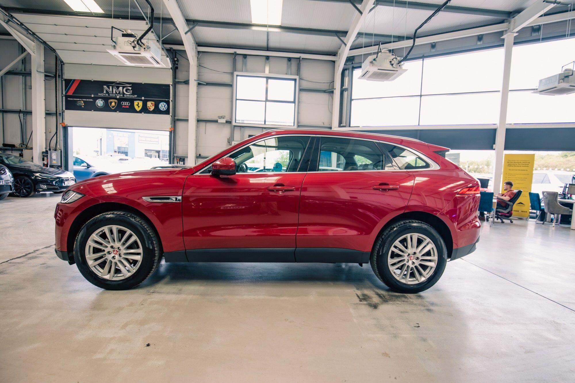 Jaguar F-Pace view 29