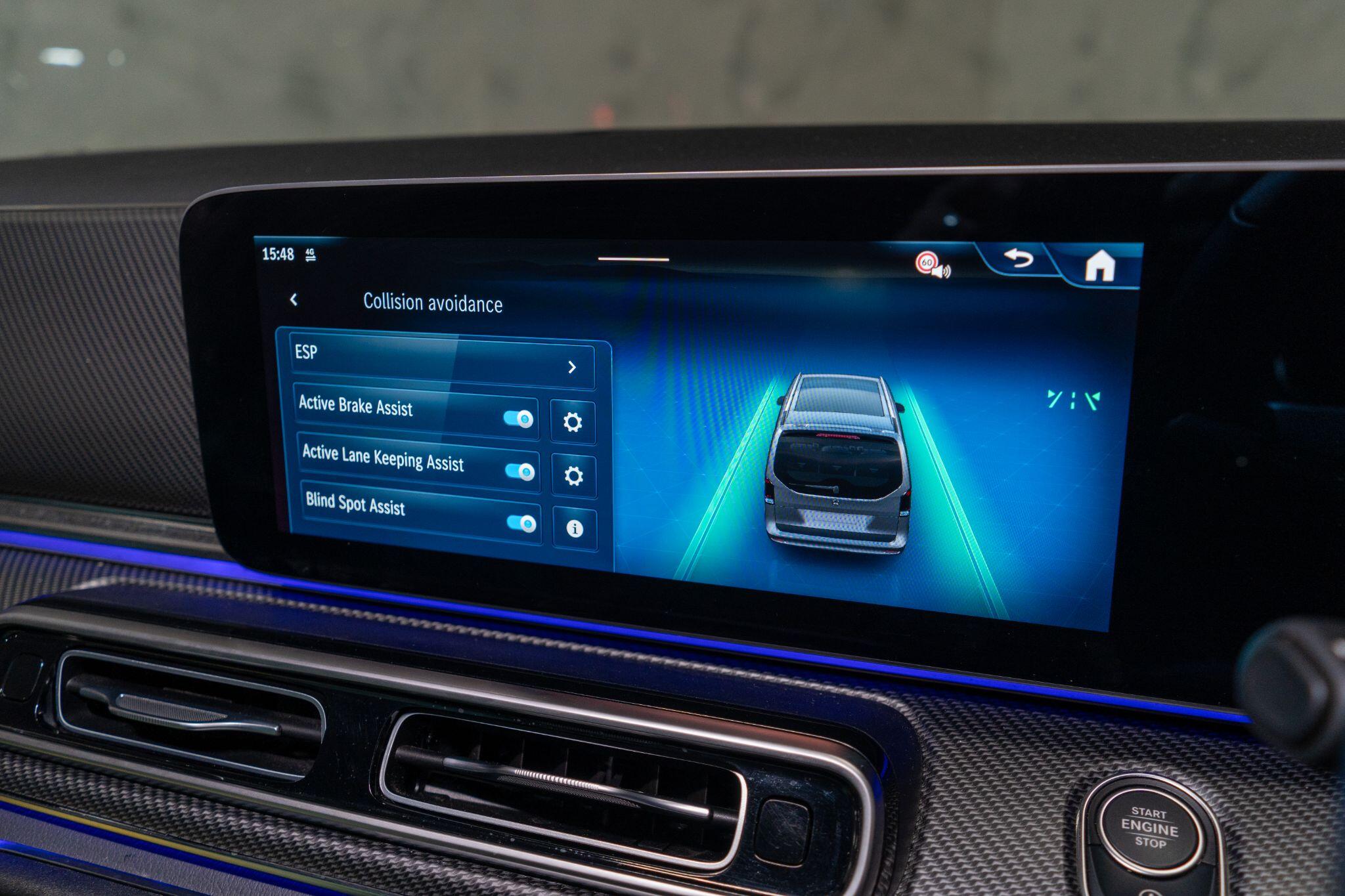 Mercedes-Benz V-Class view 26
