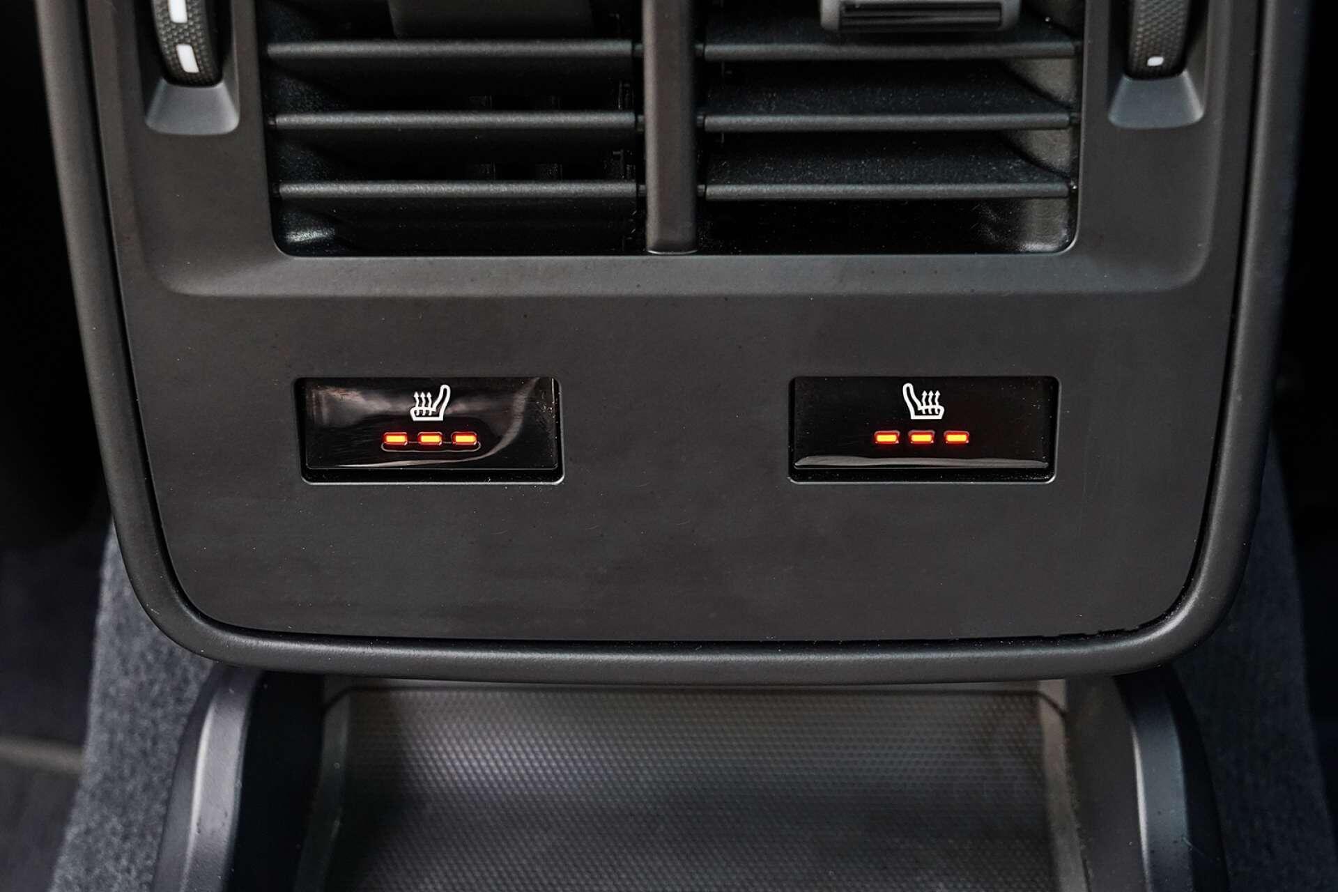 Porsche Taycan view 17
