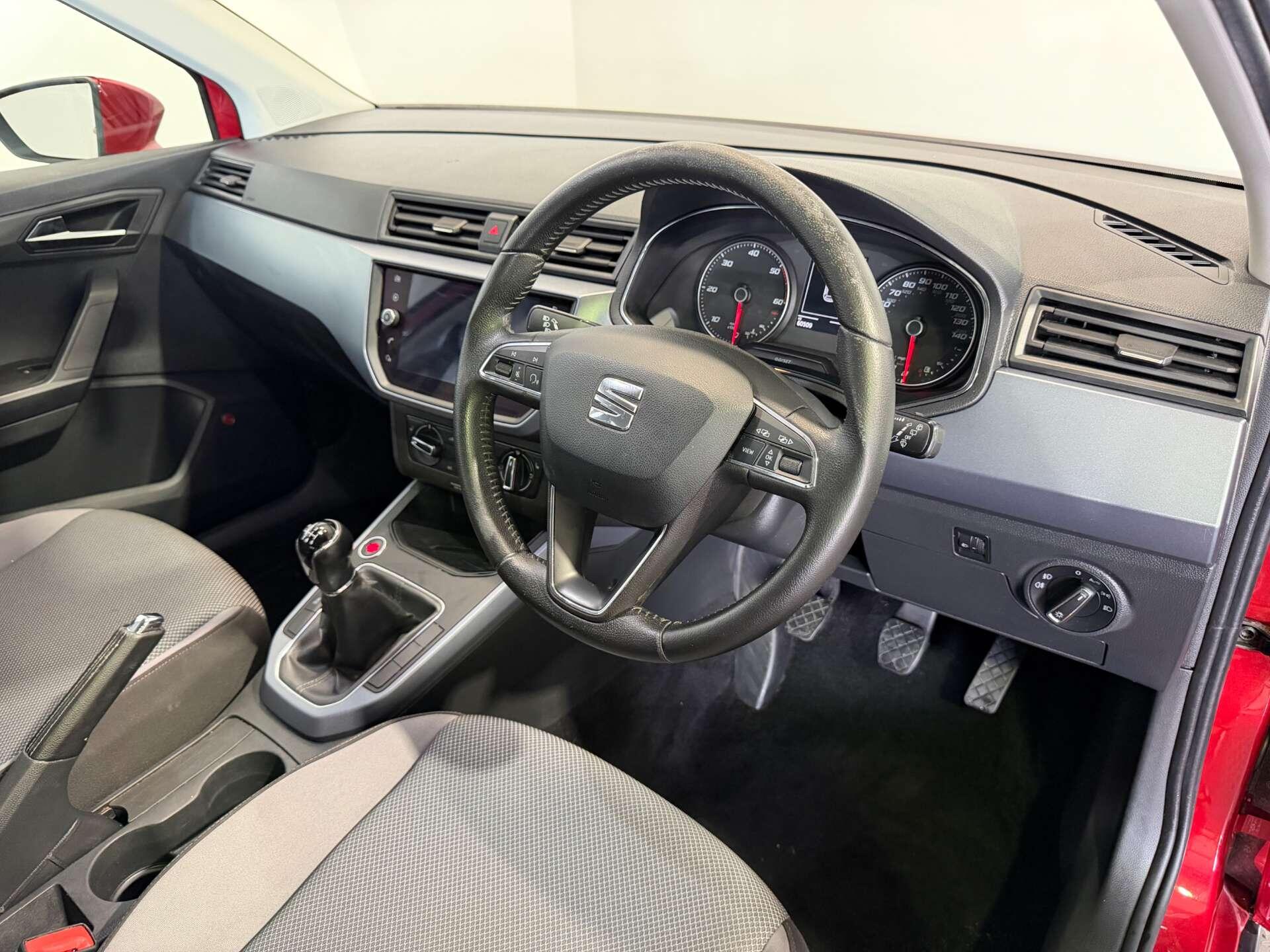 SEAT Arona view 12