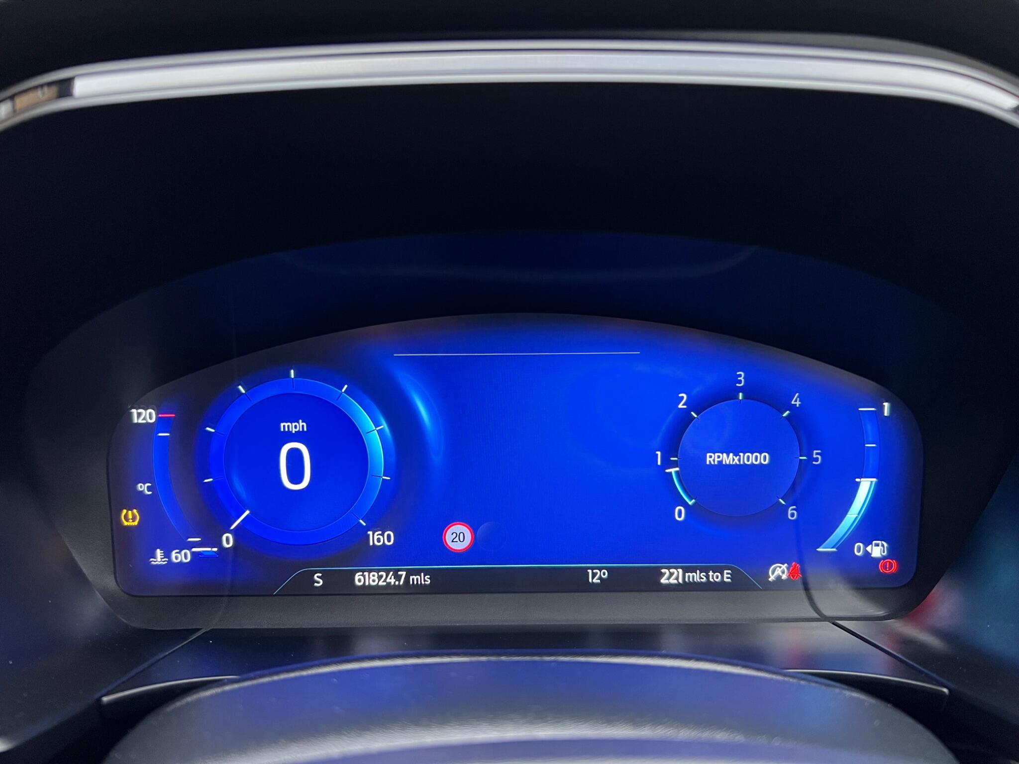 Ford Kuga view 43